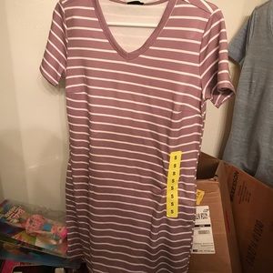 2 sets of women clothes